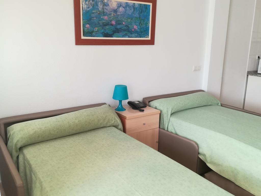 Apartamentos Arrixaca Murcia Bagian luar foto